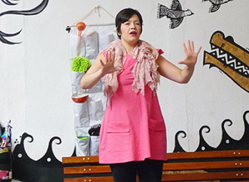 Kiara Terra: Atriz ministrará oficina na Biblioteca Municipal