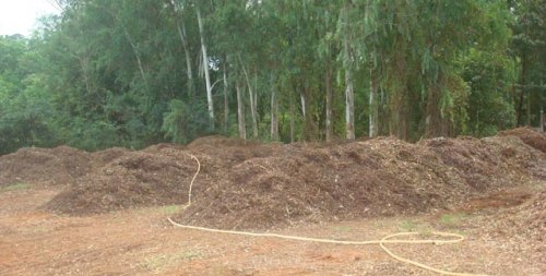 Secretaria de Agricultura fornece composto orgânico para Hortas Comunitárias
