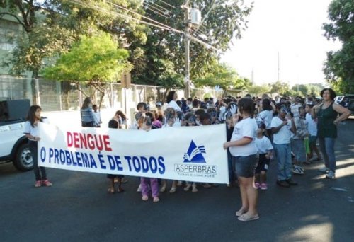 Escolas municipais unidas contra a dengue