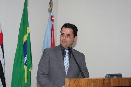 CÂMARA: Vereador Rodolfo consegue ambulância com deputado