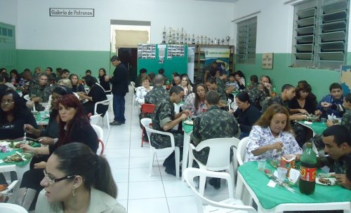 Tiro de Guerra comemora o Dia das Mães