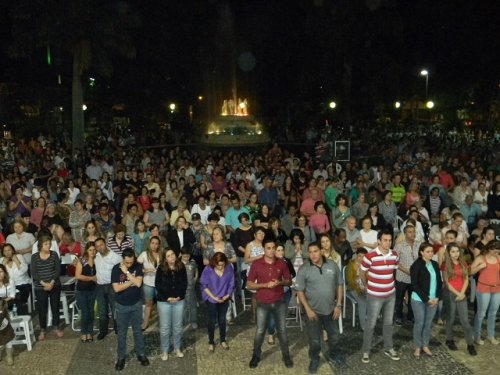 Abra-te a Restauração: Padre Edmilson faz celebração em Penápolis