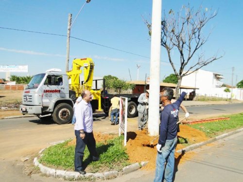 AVENIDA MATO GROSSO: Nova iluminação será entregue nesta quinta-feira