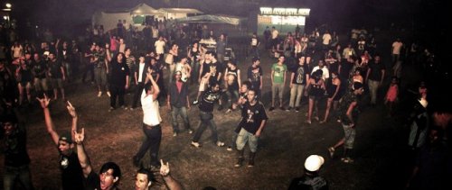Hoje tem Plis Rock na Praça 9 de Julho
