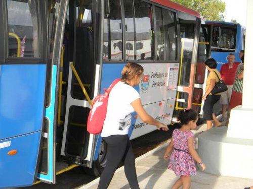 Linha azul e vermelha: Divisão de linhas de ônibus ainda é dúvida para usuários