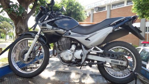 Entregador é preso por tráfico pela Polícia Militar