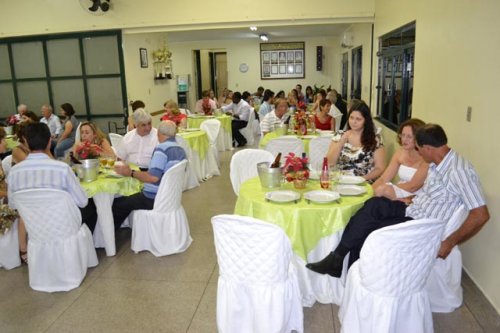 EVENTO: Convidados se reúnem em jantar do Sindicato Rural