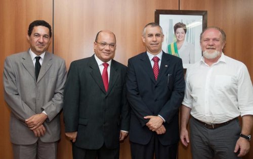 Prefeitura e Funepe propõem parceria com MEC