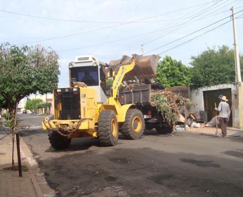 lixo dos quintais: Operação Bota Fora elimina mais de 240 toneladas