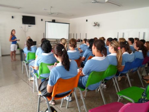 APAE recebe especialização profissional sobre Autismo
