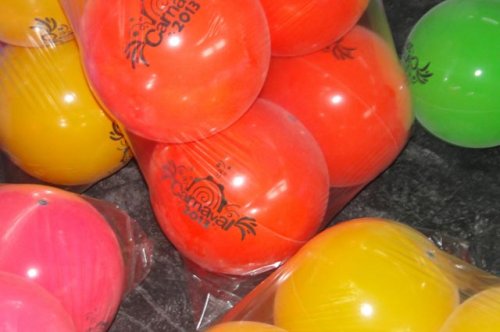 Crianças ganharão bolas nas matinês do Carnaval Popular
