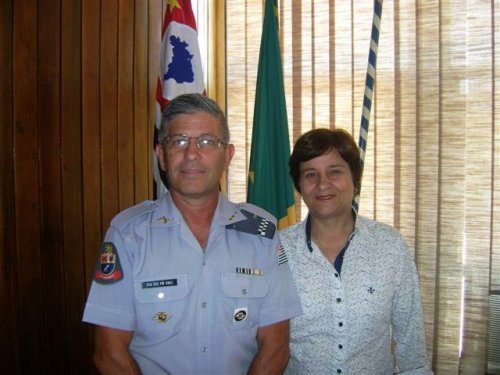 Comandante do CPI-10 recebe Prefeita Helena Berto