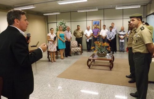 Prefeito Célio de Oliveira assume presidência da Junta Militar