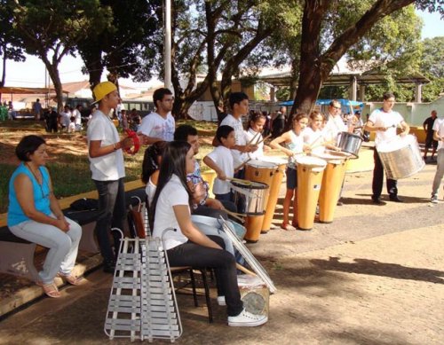 Atividades esportivas e culturais agitam o Dia do Trabalhador