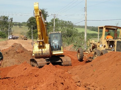 Prefeitura inicia obras de pavimentação no Rosa Alberton