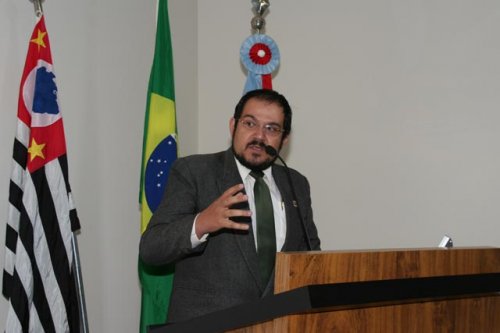 C&acirc;mara realiza audi&ecirc;ncia p&uacute;blica sobre animais quinta-feira
