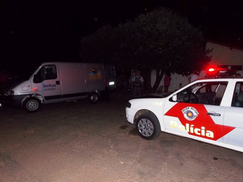 Motorista morre ao ser atingido por diversos tiros