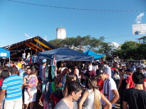 Feira do Brás atrai milhares de pessoas a Barbosa