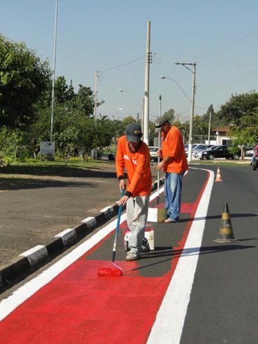 Prefeitura constrói Ciclovia na marginal do Santa Leonor