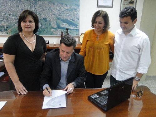 Após oito anos, escolas municipais farão a prova do Saresp em 2013