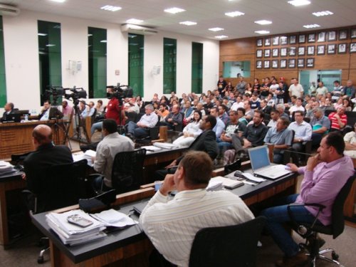 CIP é aprovada em segunda discussão