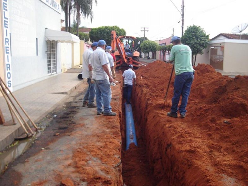 Daep inaugura nova adutora de água