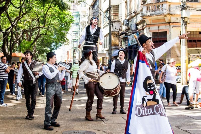Penápolis recebe espetáculo de rua “Dom Chicote Mula Manca” dia 01