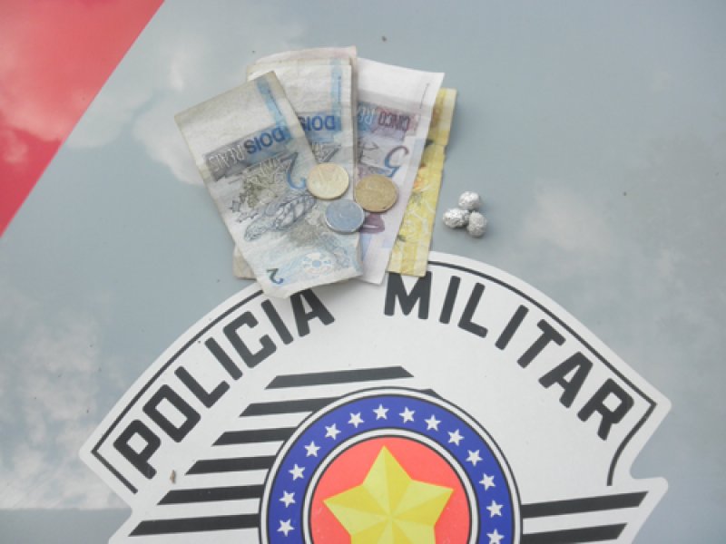 Uma perseguição policial ocorreu no início da noite de sexta-feira (15) em Penápolis. O fato iníciou no Jardim Planalto e se estendeu por estradas rurais nas proximidades da cidade. Até o helicóptero 