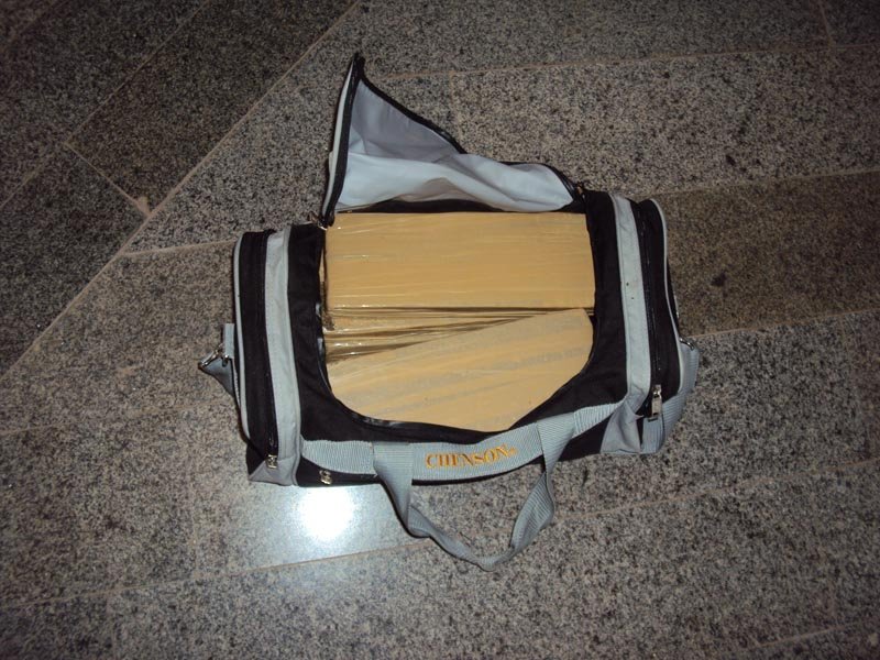 Homem é preso com 10 kg de maconha na Assis