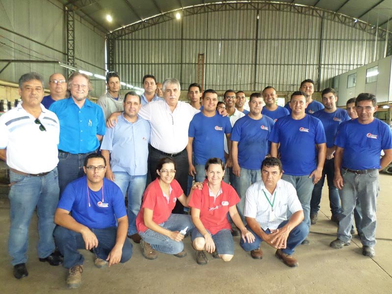 Técnicos do Senai realizam diagnóstico em empresas de vedação
