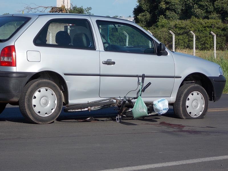 Morre mulher atropelada em rodovia