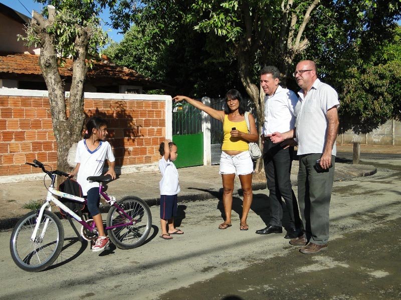 ‘RecaPenápolis’ beneficia trecho da Vila Santa Terezinha