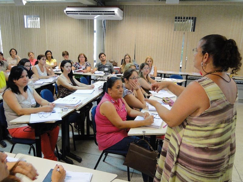 Gestores da Secretaria de Educação participam de formação do ‘Sesi’