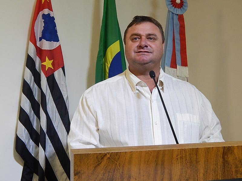 Nardão questiona estrutura para varrição de ruas