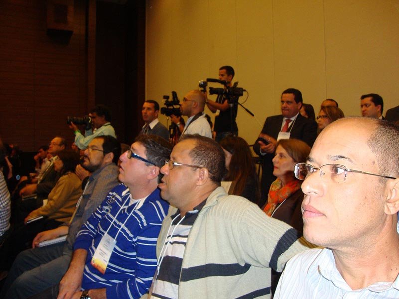 Vereadores Joaquim, Jonas, Zezinho e Lucas defendem pedidos no Congresso dos Municípios