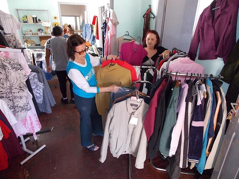 Lactário promove novo brechó em prol da entidade