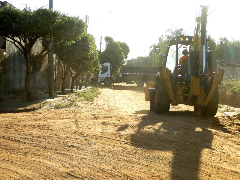 Iniciadas obras da avenida Lino Gruppo no Pereirinha