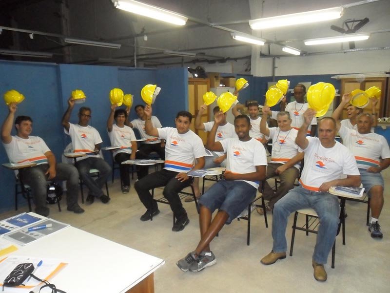 Fundo Social finaliza a 1ª etapa dos cursos da Escola de Construção Civil