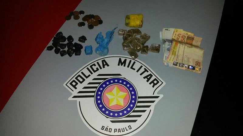 Polícia prende acusados de tráfico