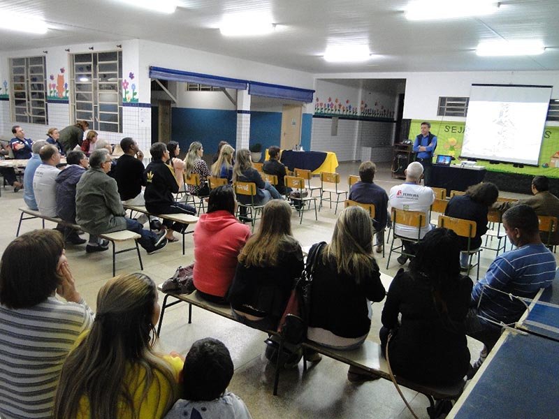 OP: Prefeito Célio se reúne hoje com moradores do Jardim Pevi e região