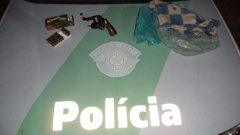 PM Ambiental prende homem com arma em Santópolis