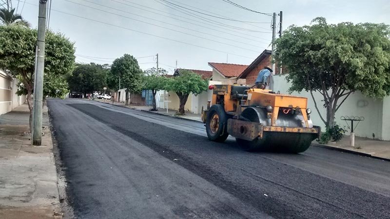 Recapenápolis beneficia rua Alberto Souza Nobre no Jardim Del Rey