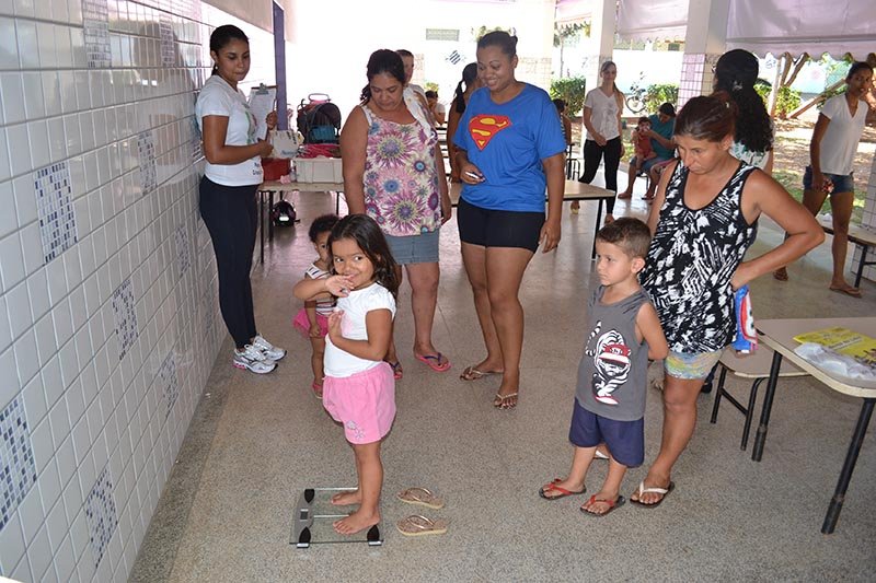 Pastoral age voluntariamente em prol de crianças carentes