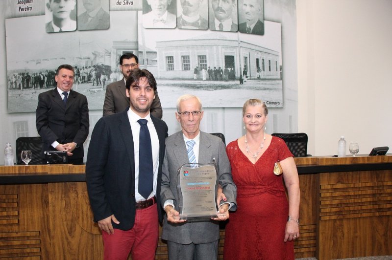 Benedito Fier Filho recebe título de Cidadão Penapolense