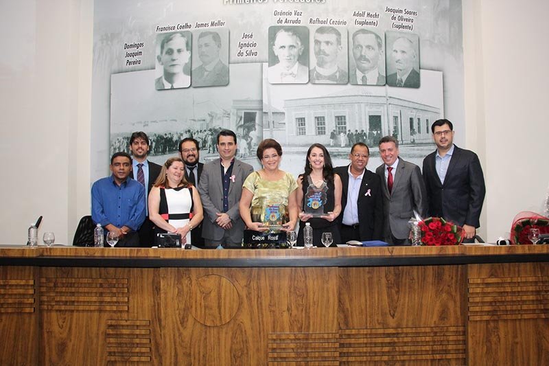 Professora Irene e educadora Fernanda são homenageadas com título