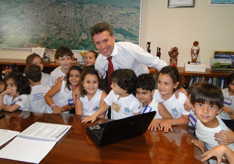 Prefeitura de Penápolis recebe visita dos alunos da Emei Orentino Martins