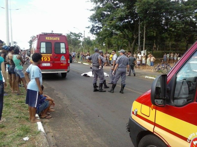 Aposentado morre ao ser atropelado na ‘Irmãos Buranello’