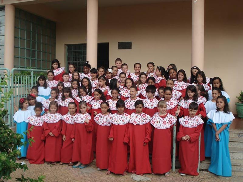 Escolas da região organizam corais de Natal para despedida de 2014