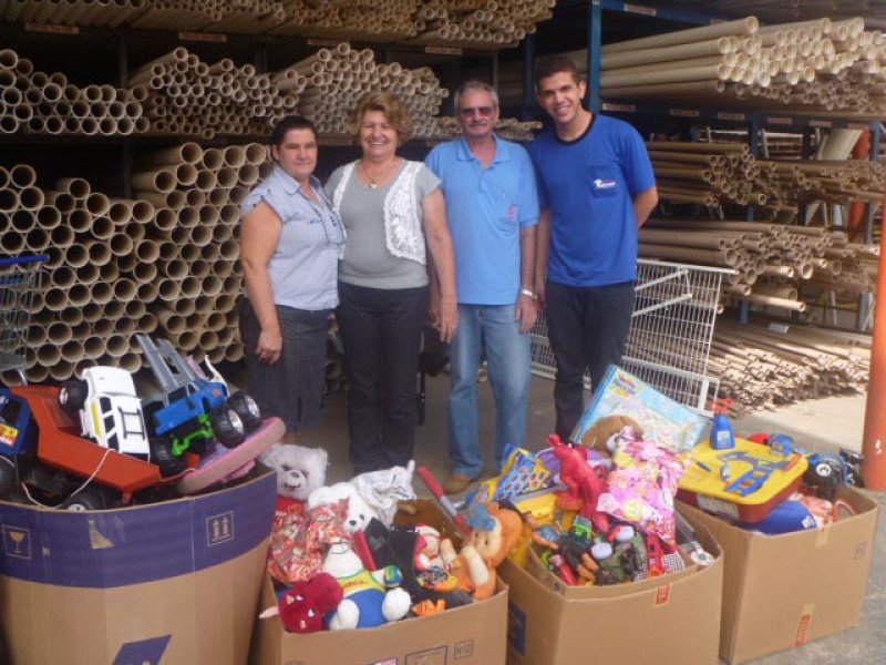 Natal Solidário: Fundo Social recebe brinquedos arrecadados pela Teletusa