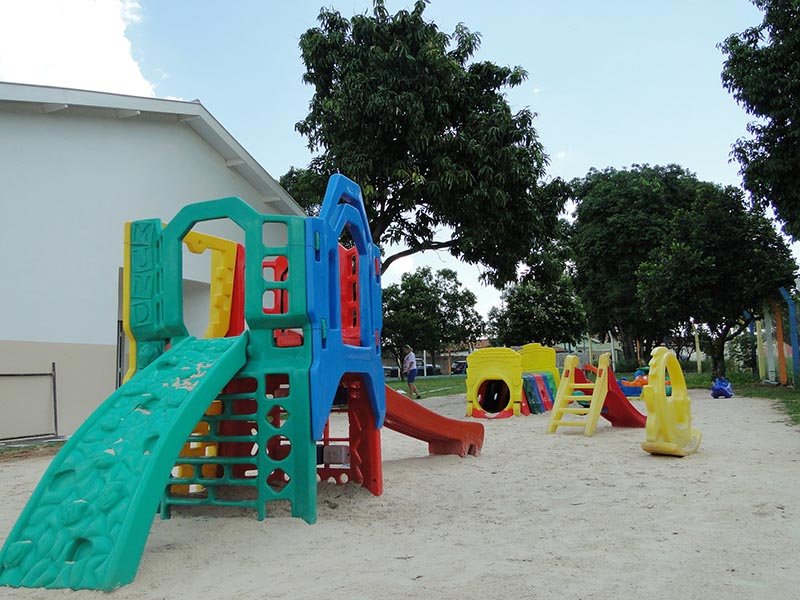Educação adquire novos playgrounds e brinquedos para as creches
